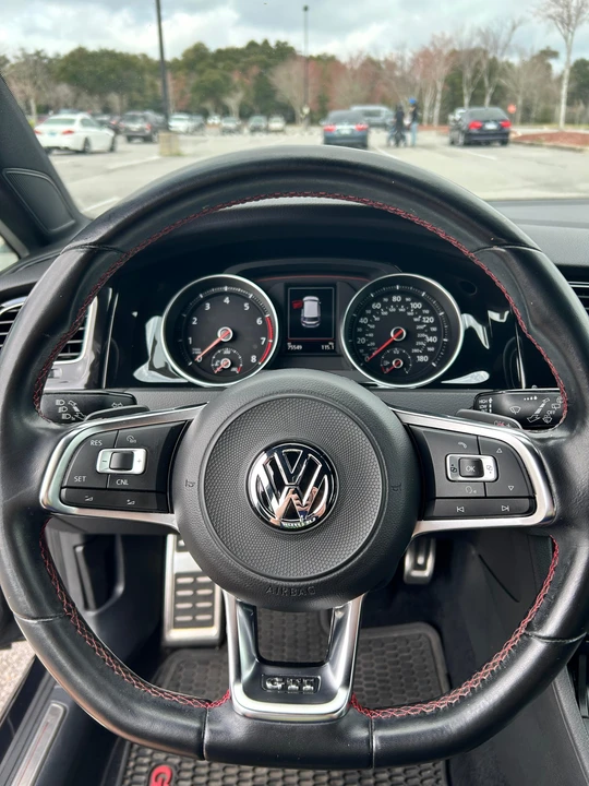 2018 Volkswagen GTI Mk7 - Image 29 of 31