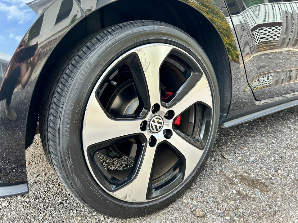 2018 Volkswagen GTI Mk7 - Image 16 of 31
