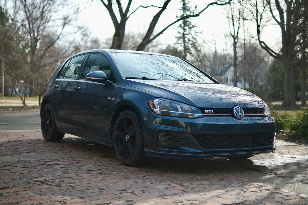 2018 Volkswagen GTI Mk7 - Image 12 of 31