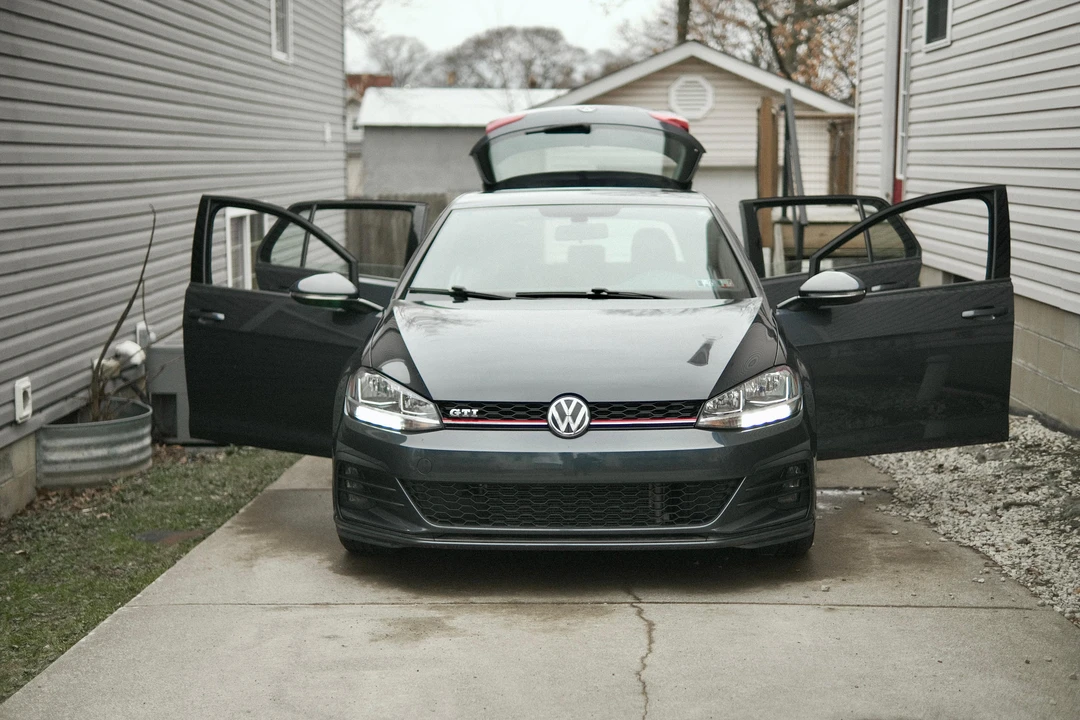 2018 Volkswagen GTI Mk7 - Image 14 of 31