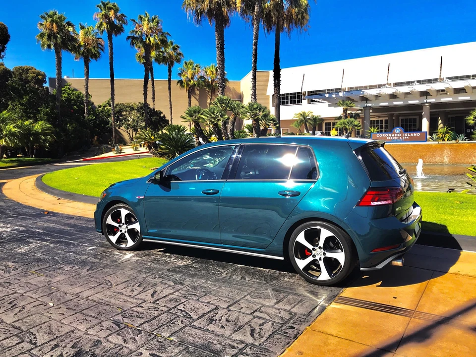 2018 Volkswagen GTI Mk7 - Image 23 of 31