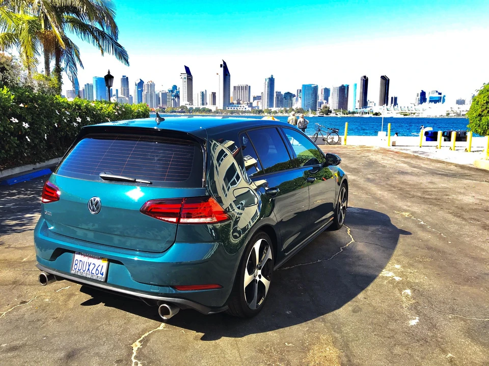 2018 Volkswagen GTI Mk7 - Image 27 of 31