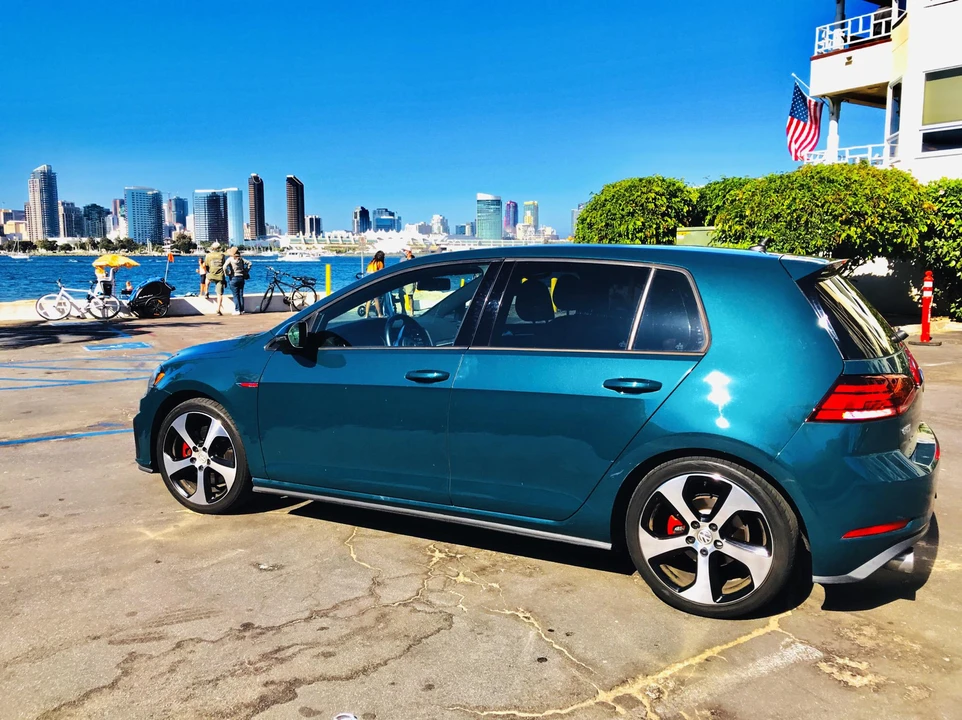 2018 Volkswagen GTI Mk7 - Image 24 of 31