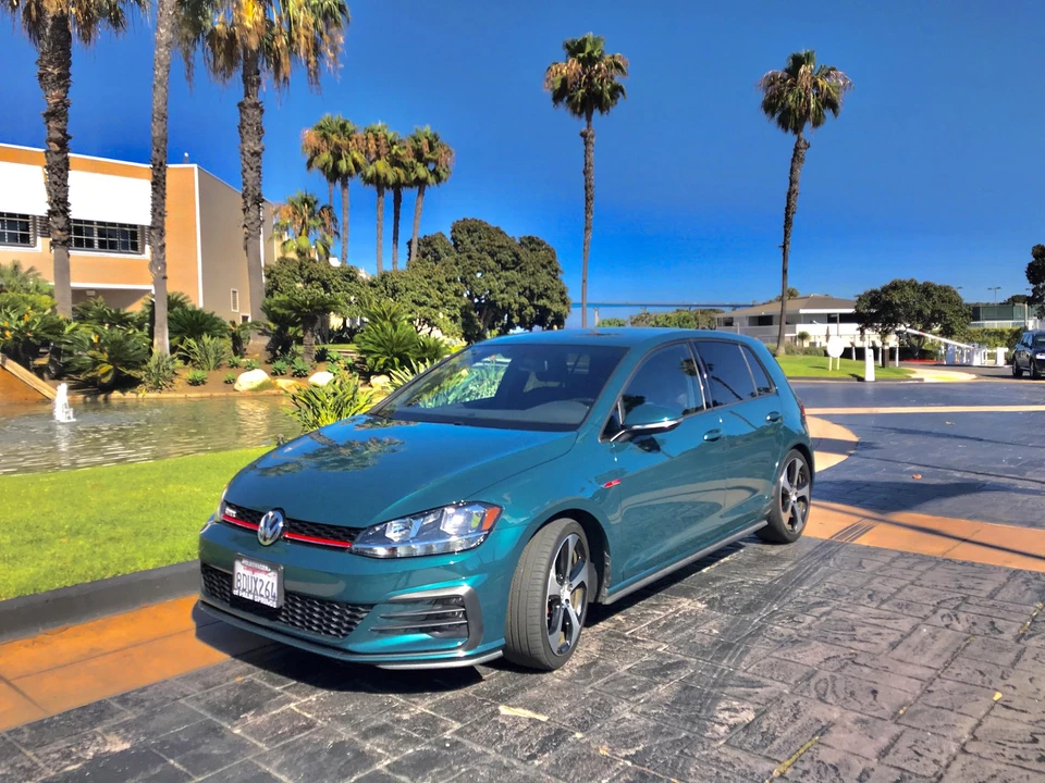 2018 Volkswagen GTI Mk7 - Image 7 of 31