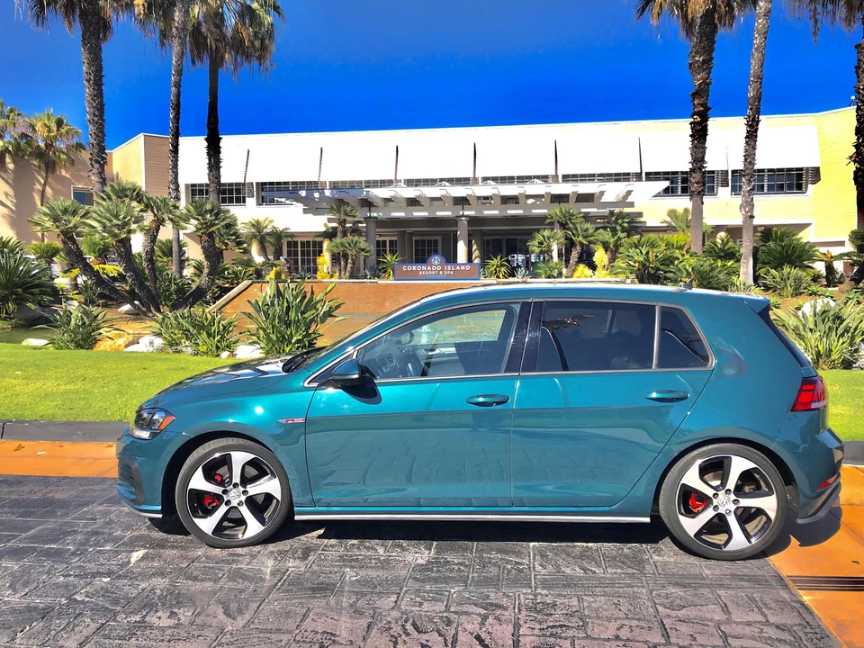 2018 Volkswagen GTI Mk7 - Image 18 of 31