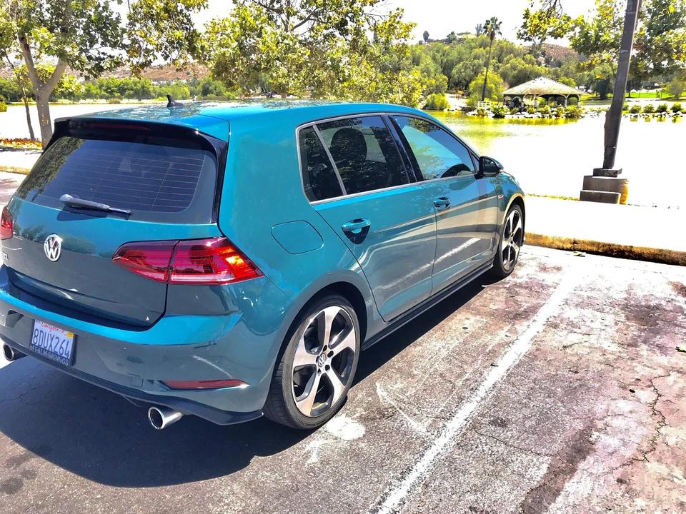 2018 Volkswagen GTI Mk7 - Image 28 of 31