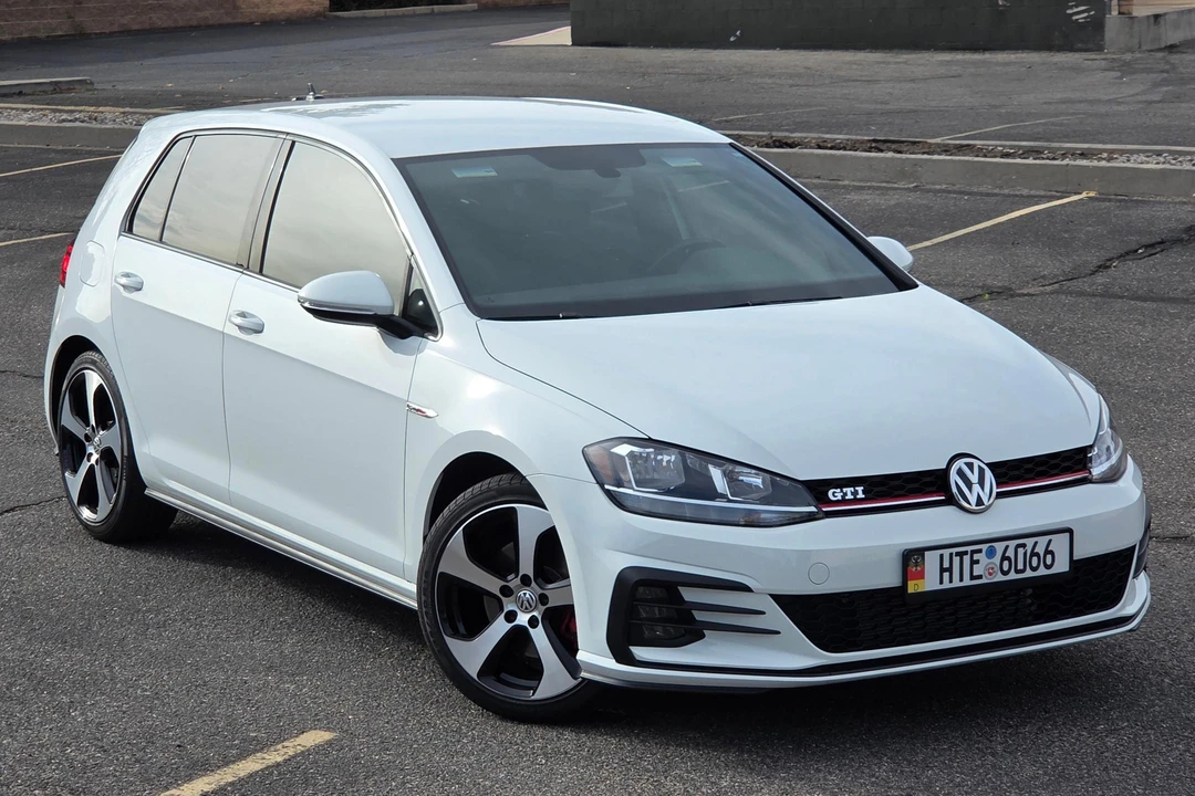 2018 Volkswagen GTI Mk7 - Image 2 of 31