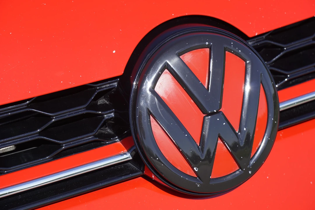 2018 Volkswagen GTI Mk7 - Image 7 of 25