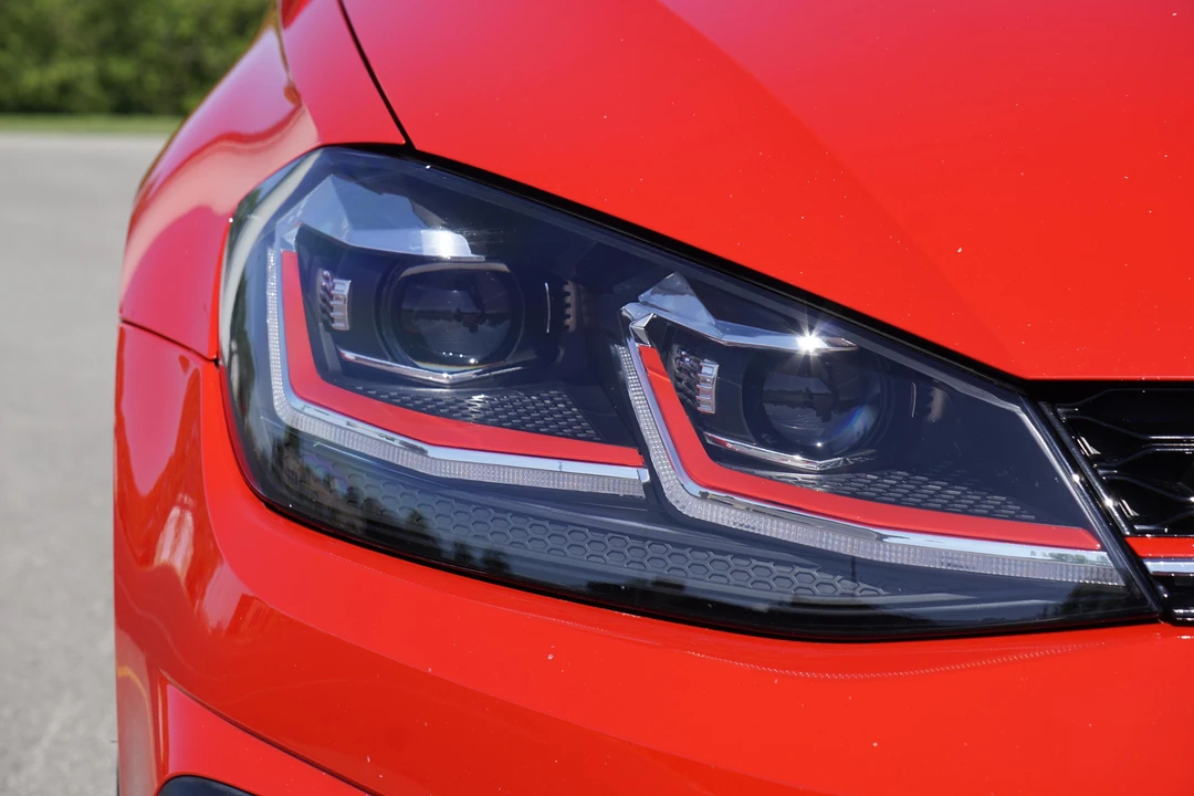 2018 Volkswagen GTI Mk7 - Image 6 of 25