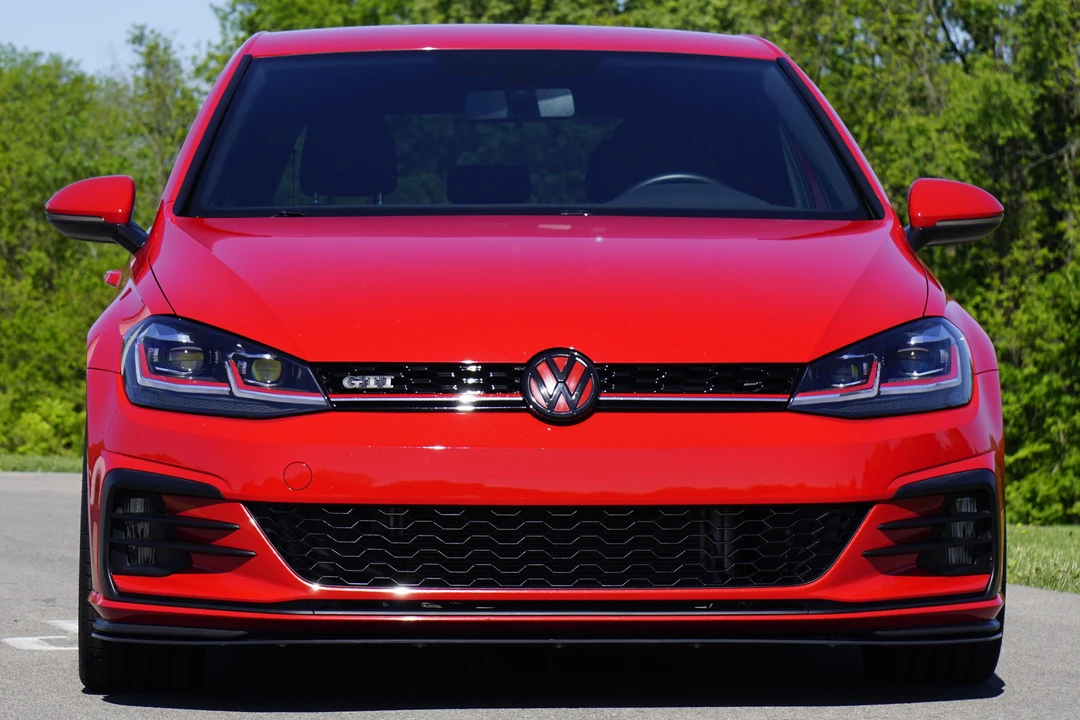 2018 Volkswagen GTI Mk7 - Image 2 of 25