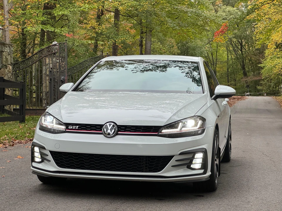 2018 Volkswagen GTI Mk7 - Image 8 of 31