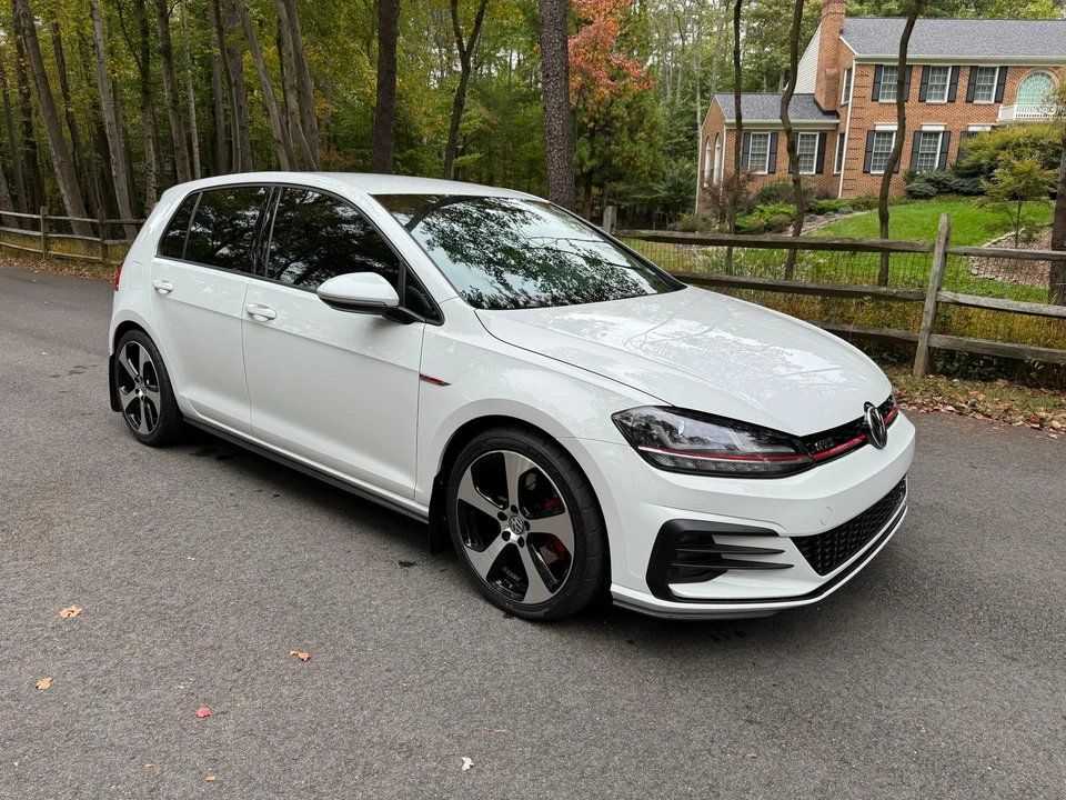 2018 Volkswagen GTI Mk7 - Image 28 of 31