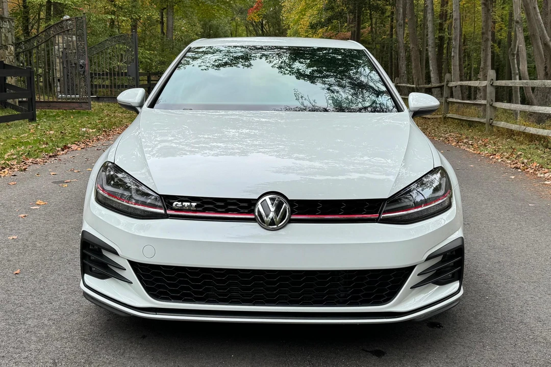 2018 Volkswagen GTI Mk7 - Image 2 of 31