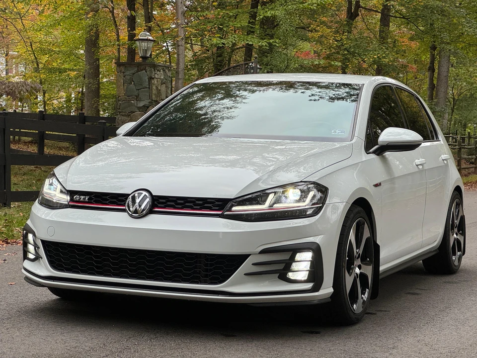 2018 Volkswagen GTI Mk7 - Image 11 of 31