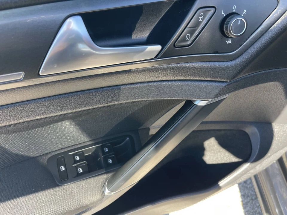 2018 Volkswagen GTI Mk7 - Image 17 of 18