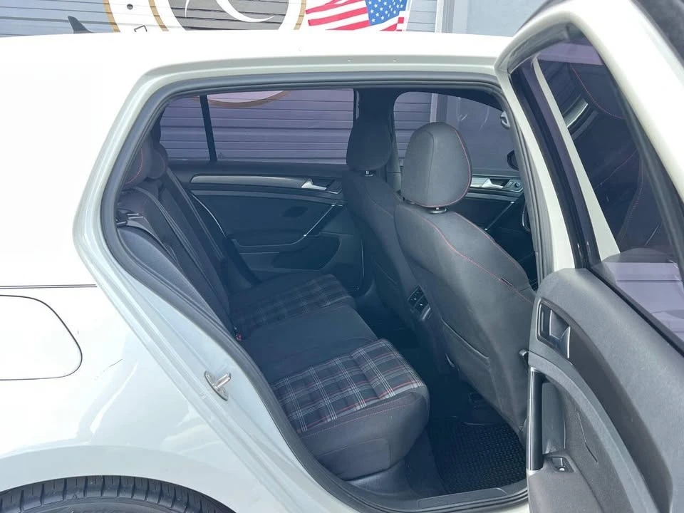 2018 Volkswagen GTI Mk7 - Image 19 of 20