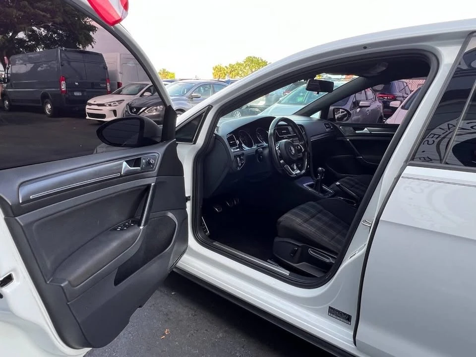 2018 Volkswagen GTI Mk7 - Image 11 of 20