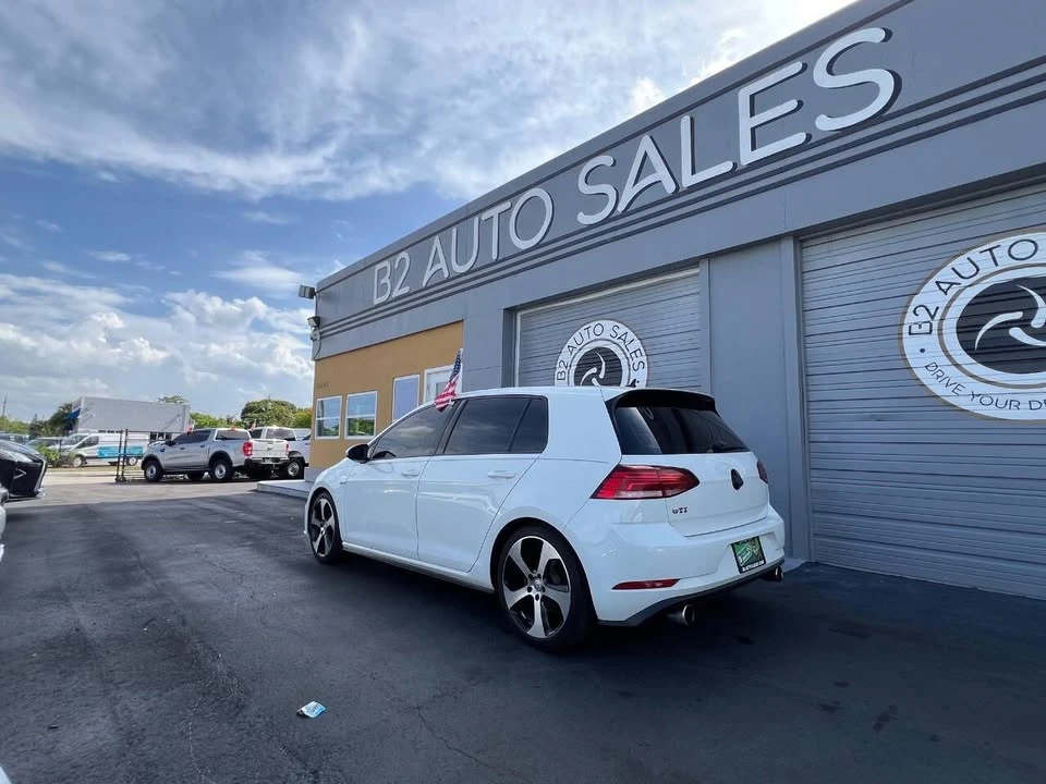 2018 Volkswagen GTI Mk7 - Image 8 of 20