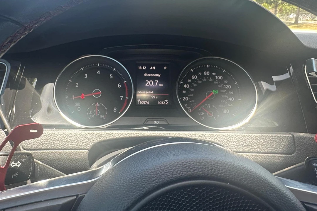 2018 Volkswagen GTI Mk7 - Image 26 of 31