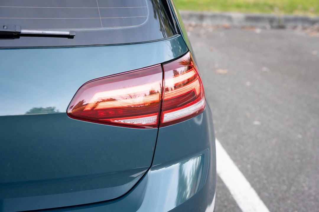2018 Volkswagen GTI Mk7 - Image 23 of 31