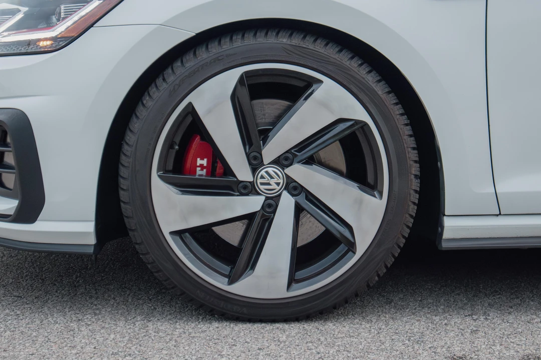 2018 Volkswagen GTI Mk7 - Image 30 of 31