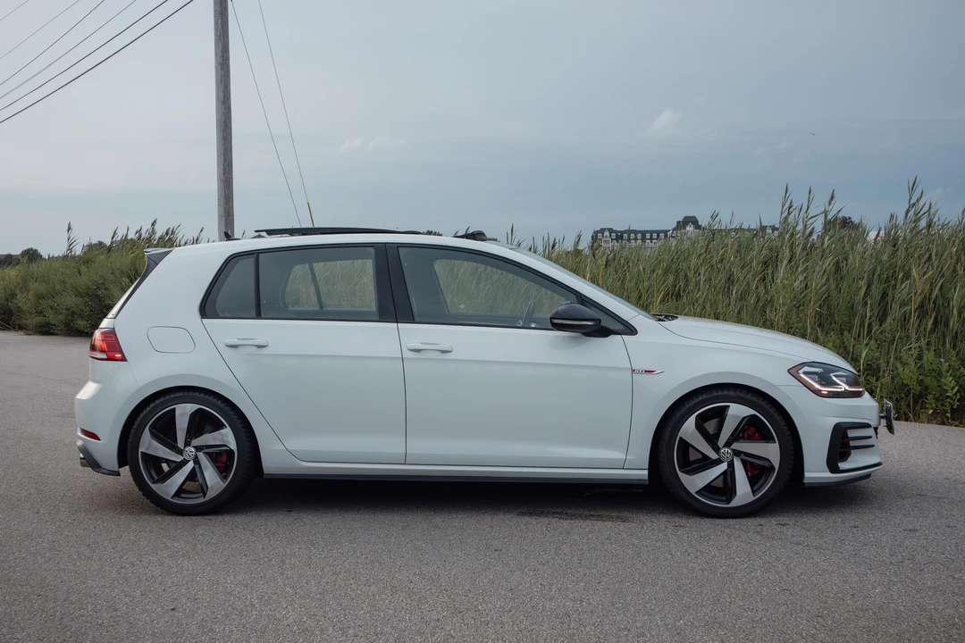 2018 Volkswagen GTI Mk7 - Image 12 of 31