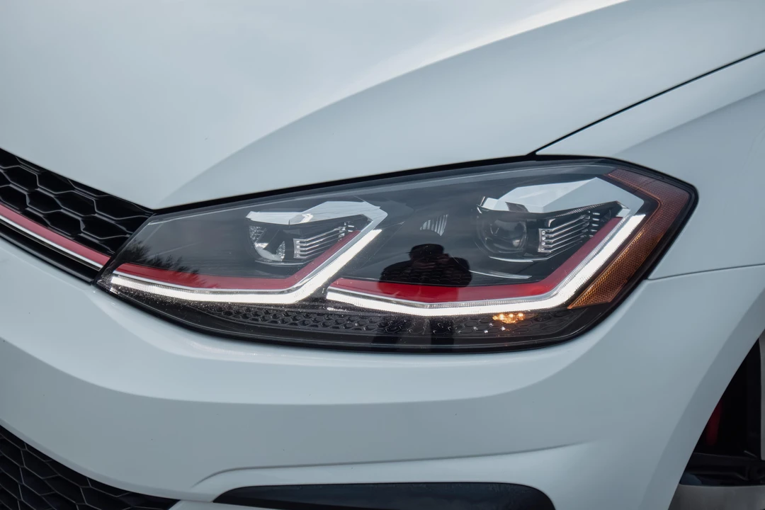 2018 Volkswagen GTI Mk7 - Image 19 of 31