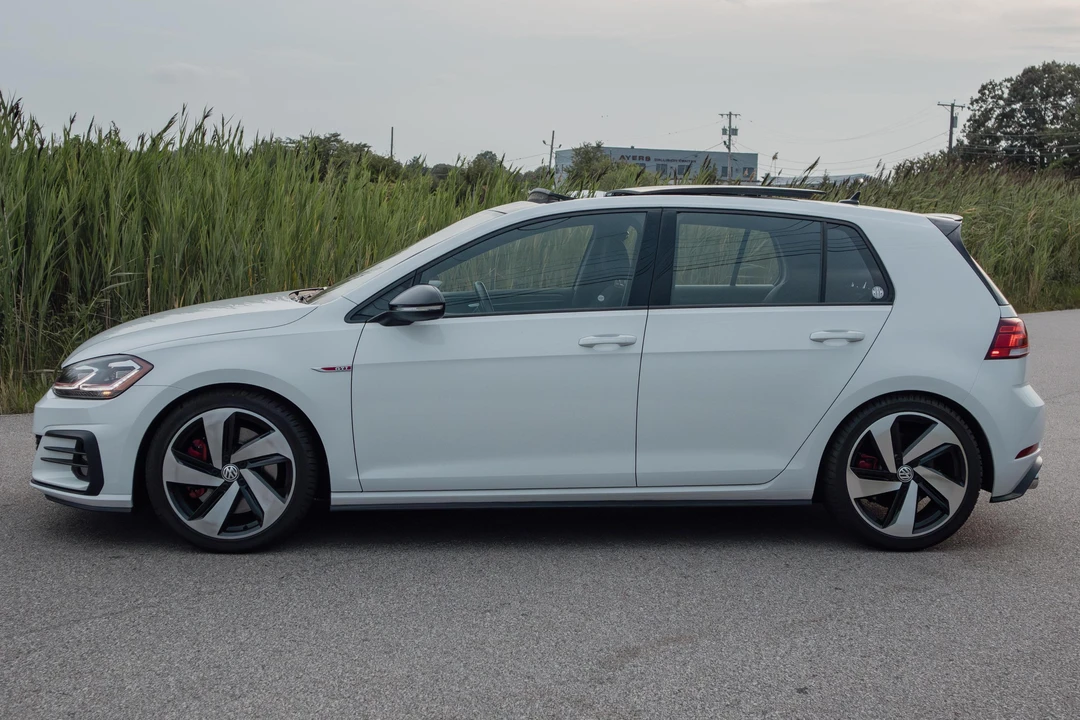 2018 Volkswagen GTI Mk7 - Image 3 of 31