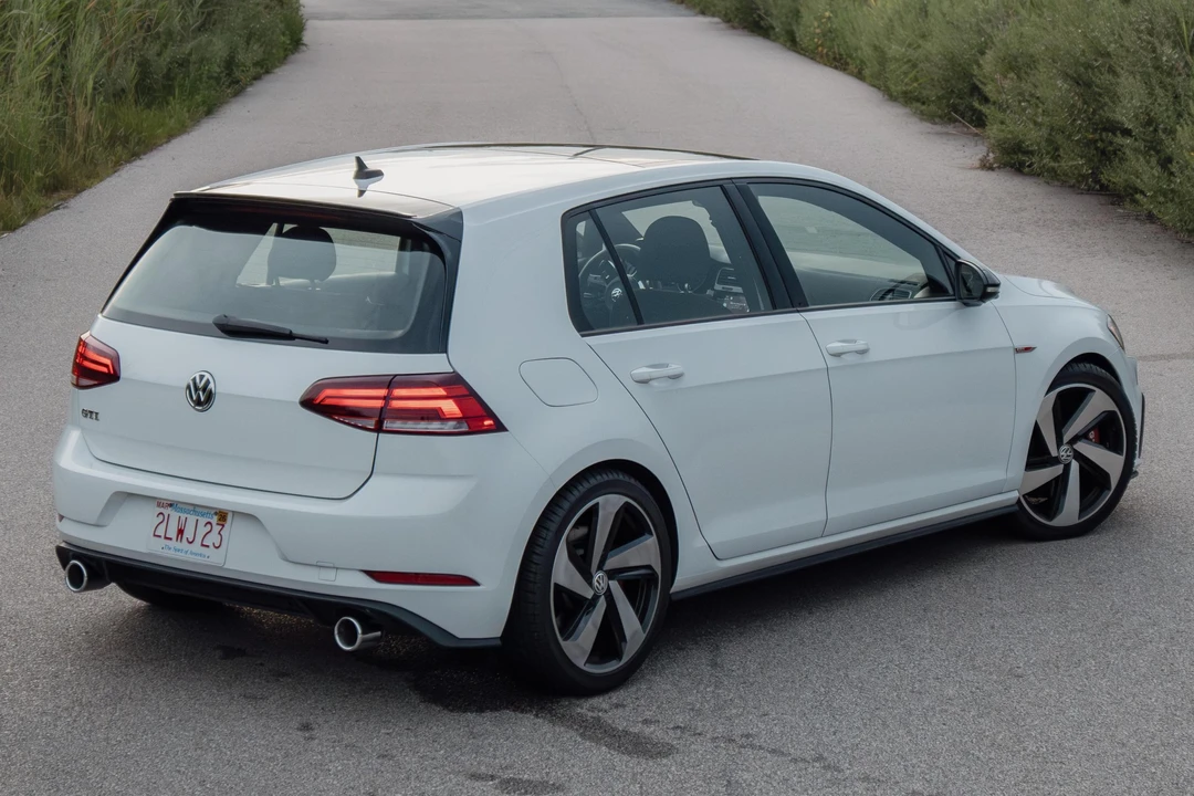 2018 Volkswagen GTI Mk7 - Image 4 of 31