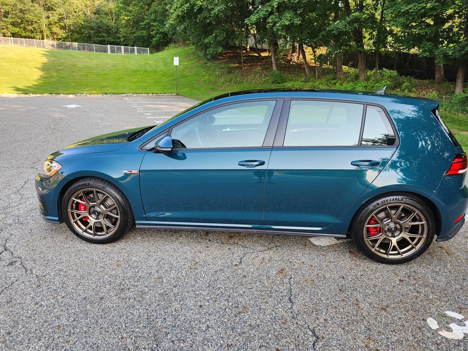 2018 Volkswagen GTI Mk7 - Image 19 of 31