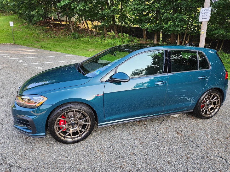 2018 Volkswagen GTI Mk7 - Image 15 of 31