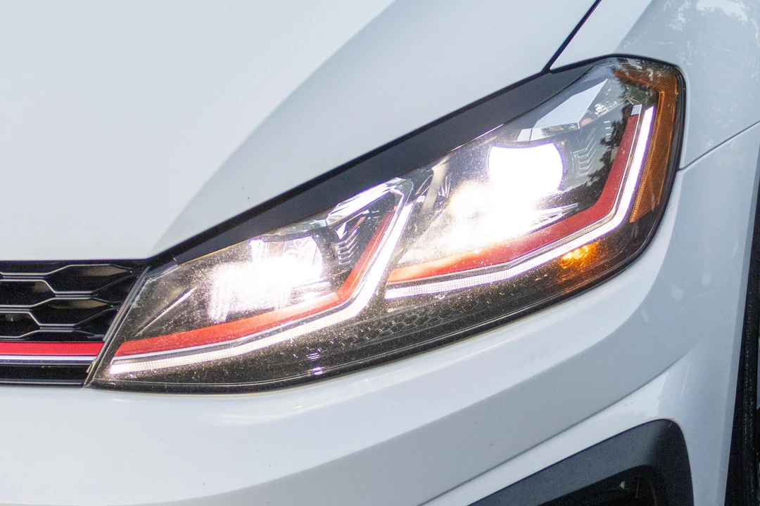 2018 Volkswagen GTI Mk7 - Image 12 of 31