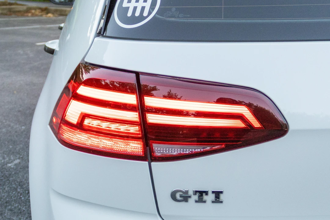 2018 Volkswagen GTI Mk7 - Image 13 of 31