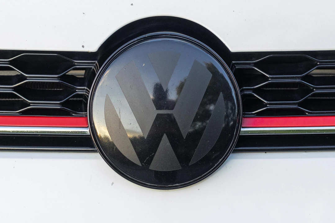 2018 Volkswagen GTI Mk7 - Image 28 of 31