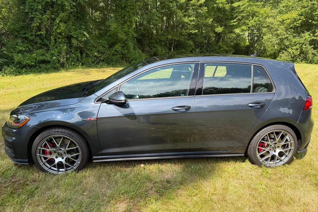 2018 Volkswagen GTI Mk7 - Image 3 of 31