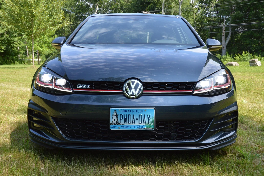 2018 Volkswagen GTI Mk7 - Image 2 of 31