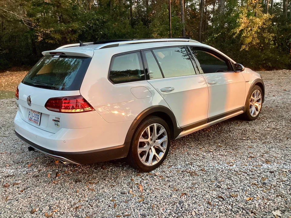2018 Volkswagen Golf Mk7 - Image 8 of 31