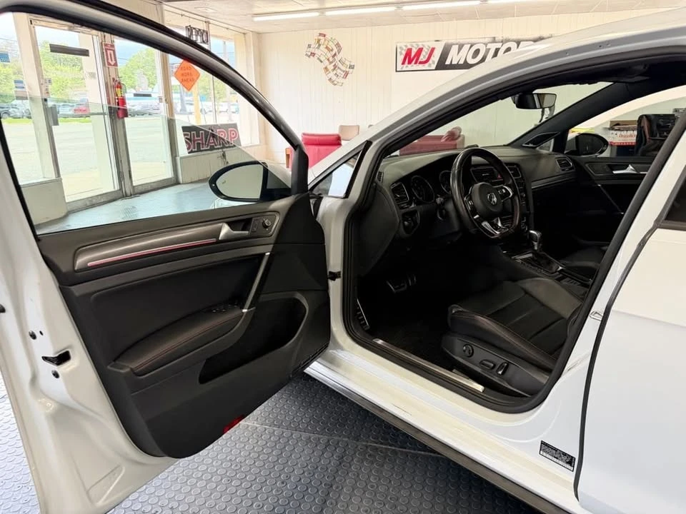 2018 Volkswagen GTI Mk7 - Image 15 of 20