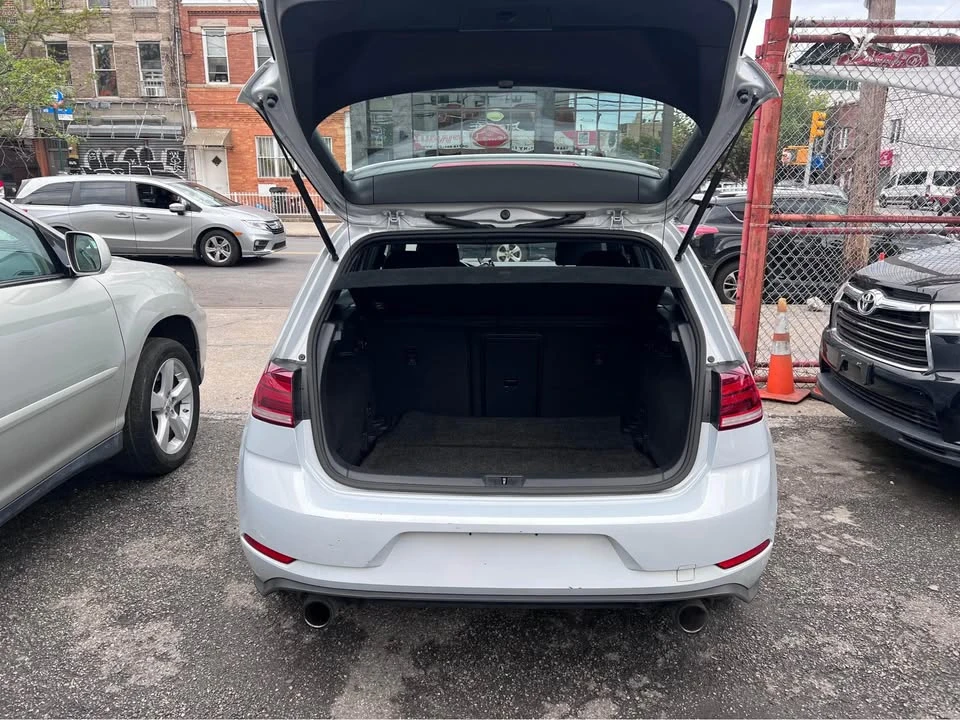 2018 Volkswagen GTI Mk7 - Image 6 of 6