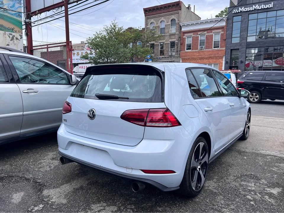 2018 Volkswagen GTI Mk7 - Image 5 of 6