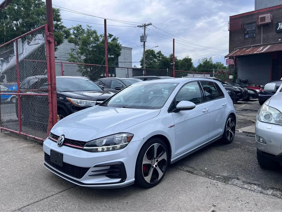 2018 Volkswagen GTI Mk7 - Image 3 of 6