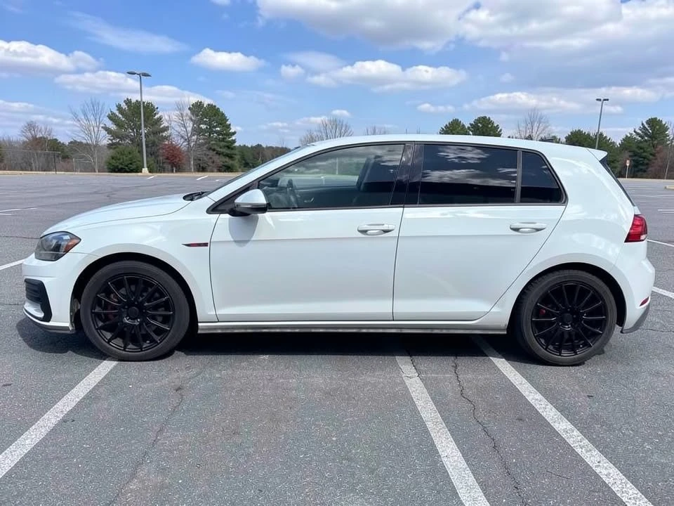 2018 Volkswagen GTI Mk7 - Image 4 of 20
