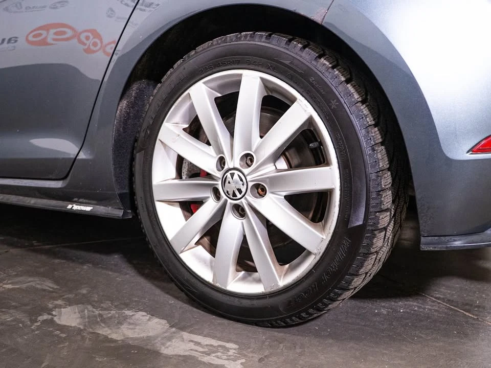 2018 Volkswagen GTI Mk7 - Image 12 of 16