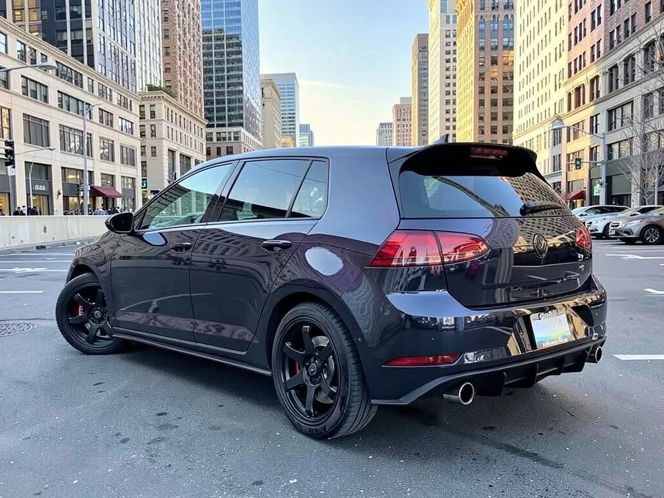 2018 Volkswagen GTI Mk7 - Image 3 of 17