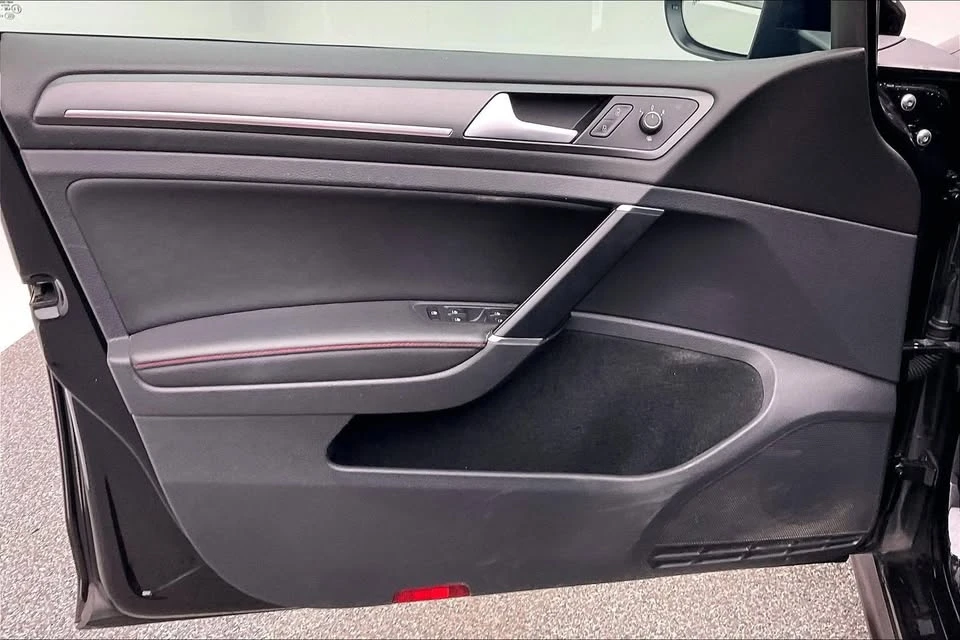 2018 Volkswagen GTI Mk7 - Image 6 of 17