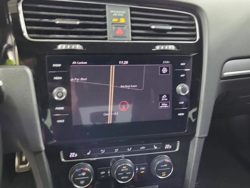 2018 Volkswagen GTI Mk7 - Image 8 of 12