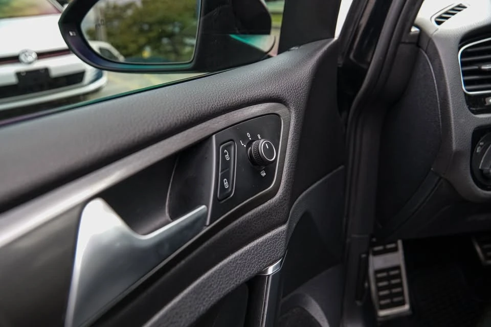 2018 Volkswagen GTI Mk7 - Image 11 of 20