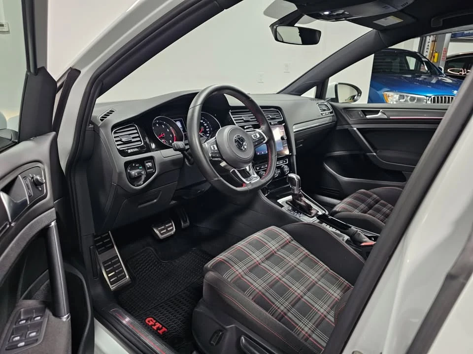 2018 Volkswagen GTI Mk7 - Image 9 of 20