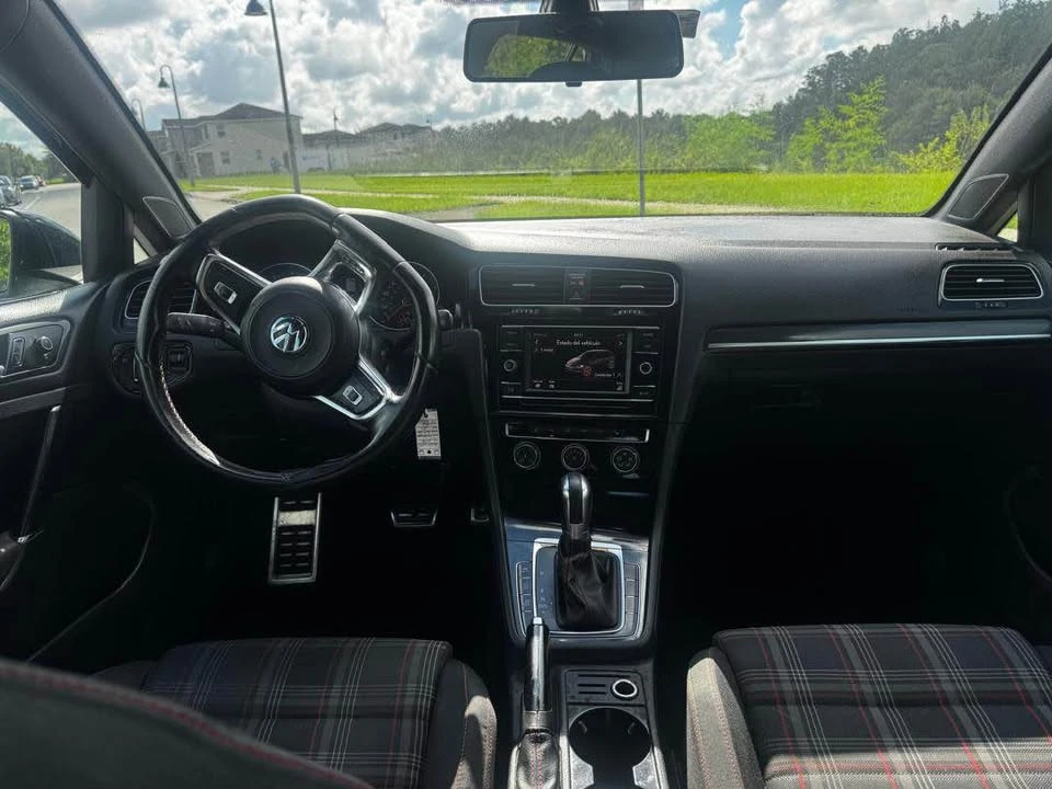 2018 Volkswagen GTI Mk7 - Image 8 of 11