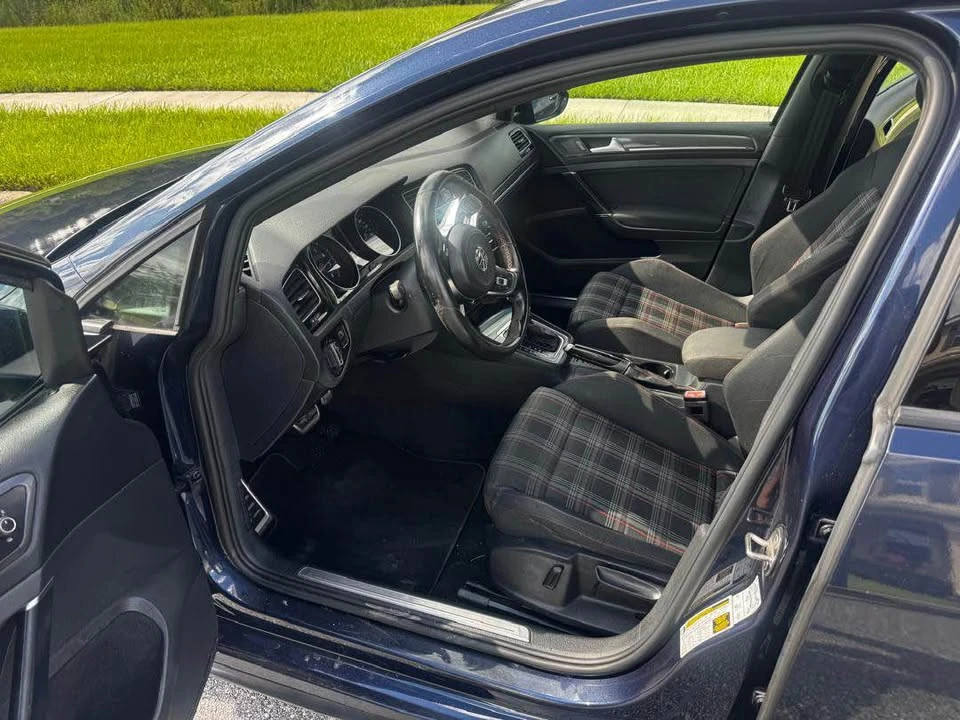 2018 Volkswagen GTI Mk7 - Image 10 of 11